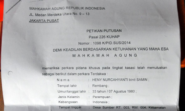 Salinan putusan Kasasi MA atas kasus Heni Nurcahyanti . (Foto:Pujianto)