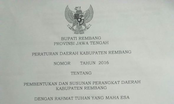 Cover draf Raperda tentang Pembentukan dan Susunan Perangkat Daearah Kabupaten Rembang. (Foto: Pujianto)