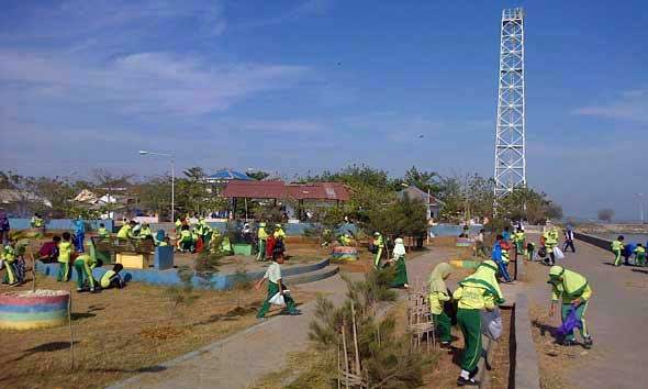 Taman KBT Penuh Sampah, Ratusan Siswa SD Bergerak